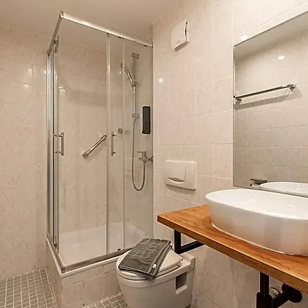 Enger Hof 3*