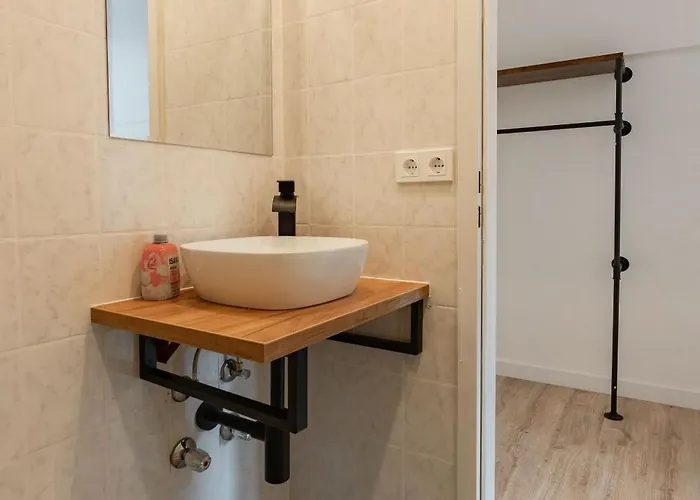 Отель Enger Hof 3*